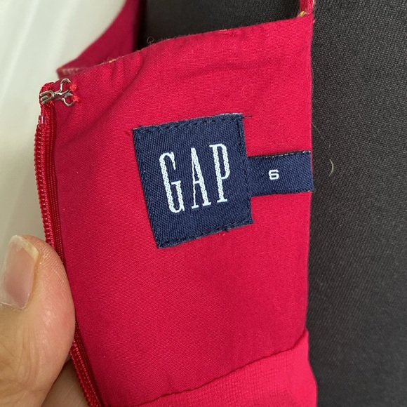 Gap Y2K  red floral, empire waist, spaghetti straps! Tiered ruffle! Size 6 - Picture 7 of 16